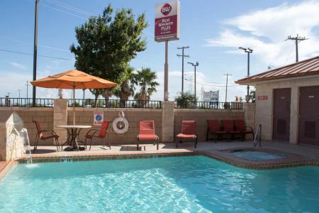 Best Western Plus San Antonio East Inn & Suites - 18