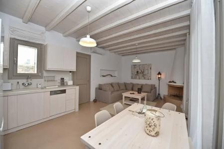 White Tinos Luxury Suites - 63