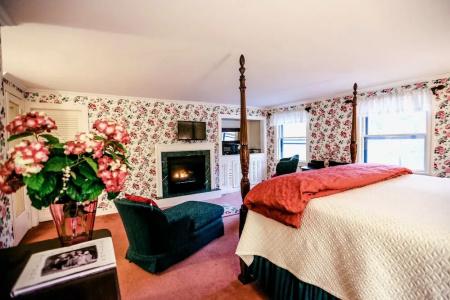 Wilburton Inn - 102