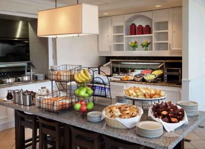 Hilton Garden Inn Montreal Airport - 31