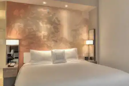 Courtyard by Marriott - 88