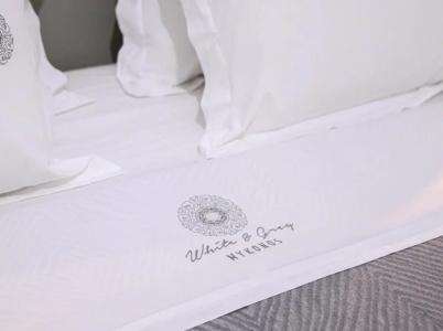 White and Grey - 180