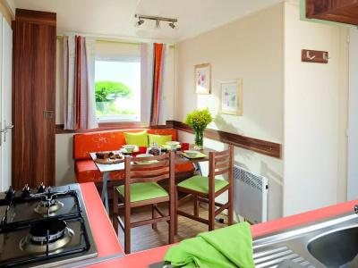 Camping Resort Les Champs Blancs - 19
