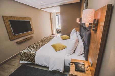 Down Town By Business & Leisures - 182
