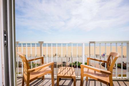 Hampton Inn Virginia Beach Oceanfront North - 7