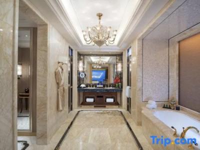Wanda Reign Wuhan - 133