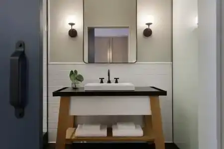 Kimpton - Pittman, An Ihg - 25