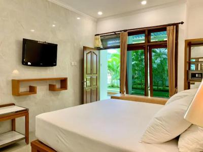 Febri's & Spa - 33