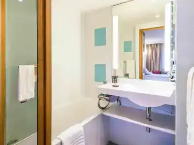 Novotel London Paddington - 7