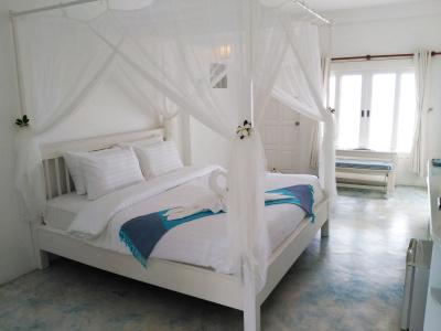 Baan Kangmung Hua Hin On The Beach - 5