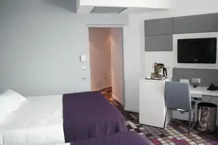 Kyriad Prestige Dijon Centre - 4
