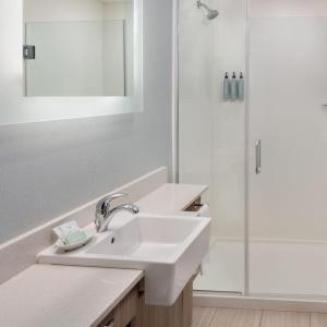 SpringHill Suites by Marriott - 44