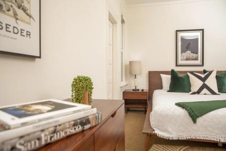 Washington Square Inn - 28