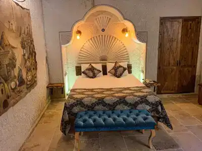 Risus Cave Suites - 2