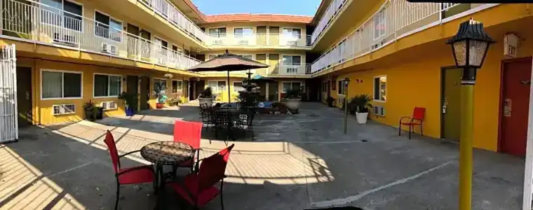 Imperial Inn - 47