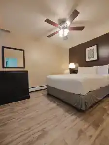 Divya Sutra Suites on Robson Downtown - 140