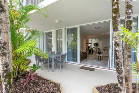 Noosa Tropicana - 133