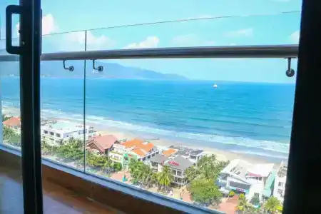 Le Hoang Beach Danang - 216