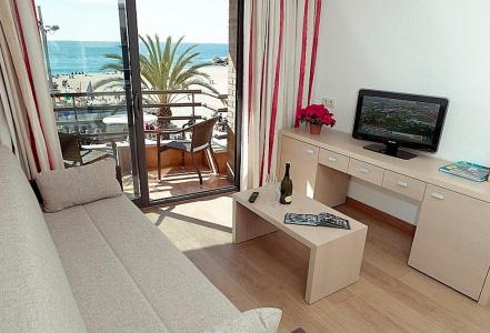 Almirall Apartaments - 3