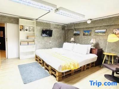 Yak Guesthouse - 206