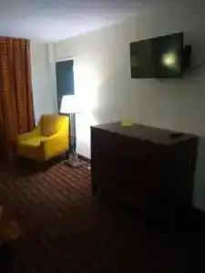 Select Inn - 38
