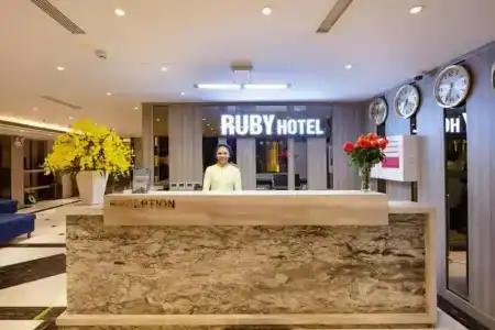Ruby Lucy London - 45
