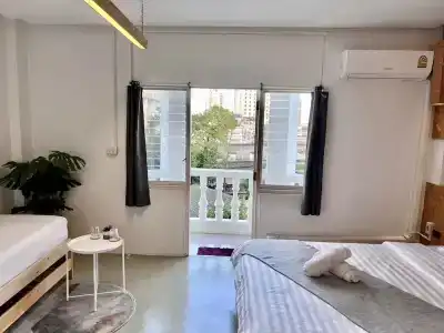 Hugger Guest House - 34