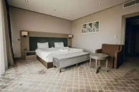 Hilly - 67
