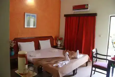 Senhor Angelo Goa - 34