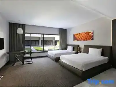 s Ratchada Leisure - Sha Plus - 44