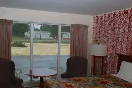 Sara Glen - 10
