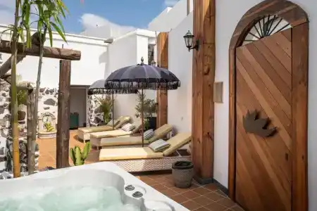 El Charco Suites - 78