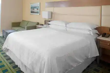 Sheraton Oceanfront - 112