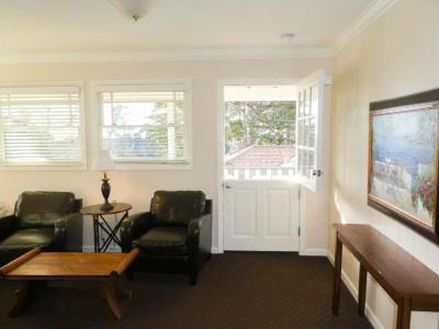 Briarwood Inn - 144