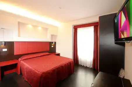 Imperial Suite Guest House - 5