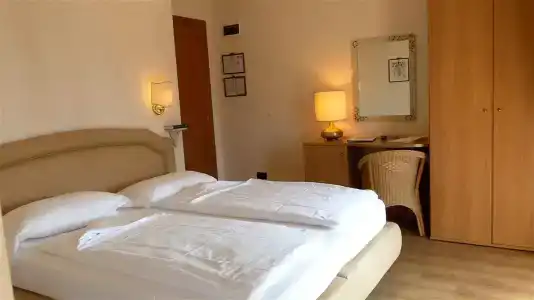 Al Caminetto - Adults Only - 5