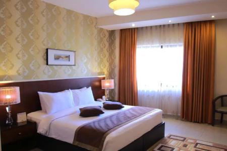 City Rose Suites - 105