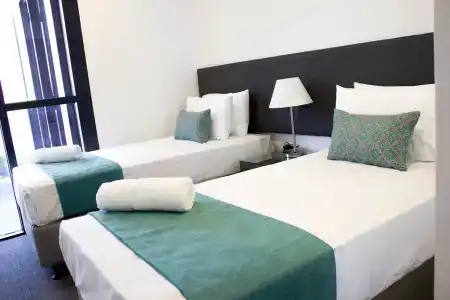 Synergy Broadbeach - Official - 28