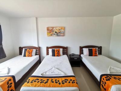 Phet Cha-am Plaza and Resort - 30