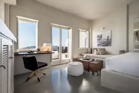 West East Suites - 68