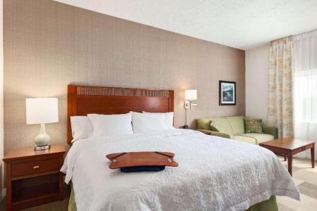 Hampton Inn - Colchester - 66