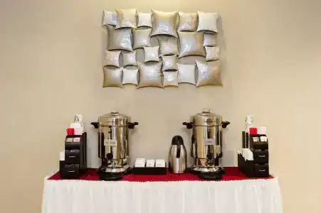 The Mediterranean Inn - 9