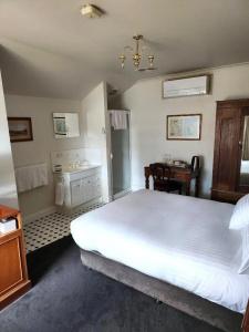 Macquarie Manor - 69