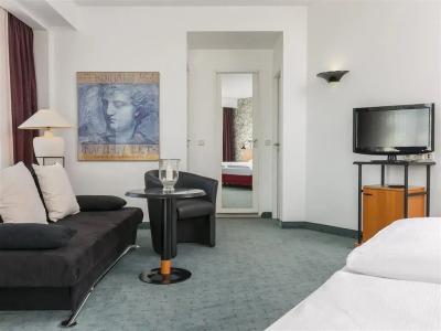 Good Morning + Leipzig - 25