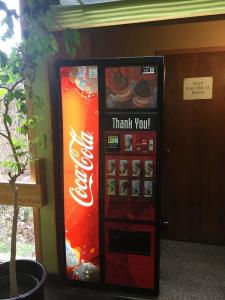 Ramada by Wyndham Portland Airport - 12