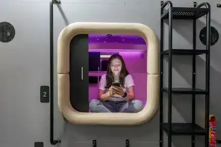 Capsule Constellation 89 - 29