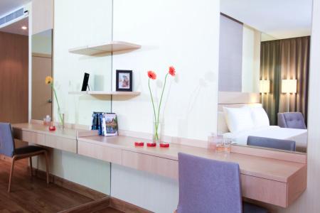 Petals Inn - 102