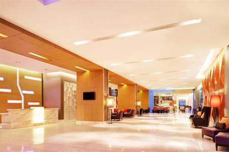 Four Points by Sheraton Bangkok, Sukhumvit 15 - SHA Certified - 1