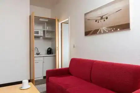 Holiday Inn Frankfurt Airport - Neu-Isenburg, An Ihg - 96