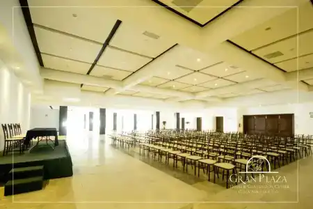 Gran Plaza & Convention Center - 26